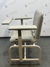 UMF MEDICAL 8690 Bariatric Phlebotomy Exam Chair