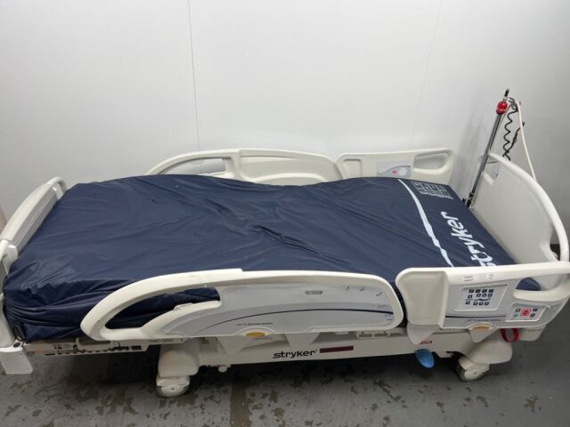 STRYKER 2141-000 In-Touch Hospital Bed