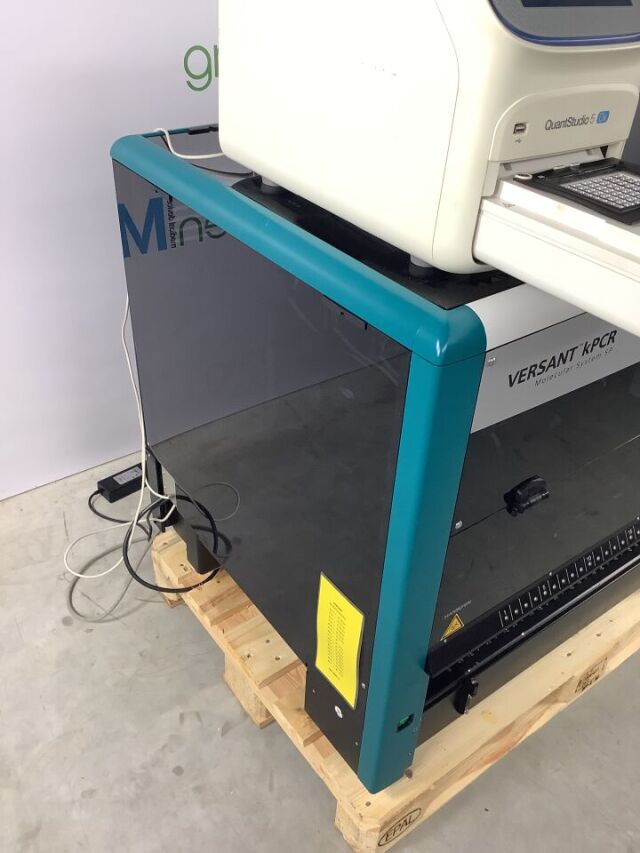 SIEMENS Versant kPCR Molecular System SP 