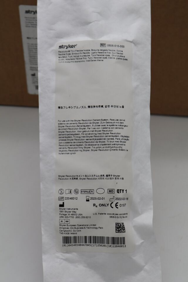 STRYKER 0606-515-000 | | SHORT DATE | Box of 6 | Revolution Thin Flexible Nozzle (For Use With Revolution Cement System)