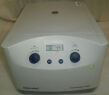 EPPENDORF 5702 Centrifuge