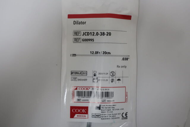 COOK G00995 Dilator 12F x 20cm, 0.38"