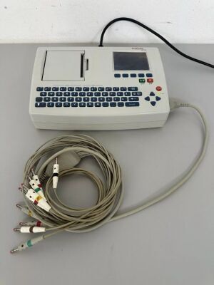 SCHILLER AT-101 ECG unit