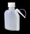  250 mL Capacity LDPE Squeeze Wash Bottles, W/ Intergral Molded Dispensing Tip
