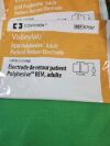 COVIDIEN E7507 - EACH Valleylab REM Polyesive Patient Return Electrode. Lot of 29.  14x EXP 5/31/25, 5X EXP 11/30/25, 10X EXP 03/31/2026. - Exp Date:
