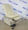 MIDMARK 622-007 Barrier Free Power Examination Table W/ Foot Switch - 202701 Exam Table