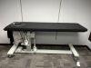 AXIA STL3 O/R Table