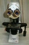 LEICA DM2000 Microscope