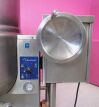 CLEVELAND Natural Gas Manual Tilt Steam Kettle 2/3 Jacket KGL60T Natural Gas 60 Gallon Manual Tilt Steam Kettle 2/3 Jacket NICE