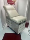 MIDMARK 104 Exam Table