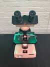 SWIFT M4000-D w/ 4 Objectives Microscope