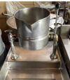 GROEN Tda 20 Qt Floor TILT Direct Steam Kettle W/ Table Drain
