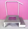QUANTUM MEDICAL Clear View Imaging Rolling 2-Step Stand Platform