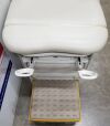 MIDMARK 604 EXAM TABLE