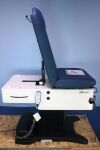 UMF MEDICAL 4040-650-200 Exam Table