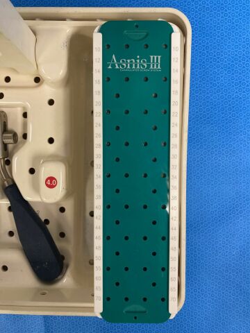 STRYKER Asnis III Cannulated Screw System 4.0mm