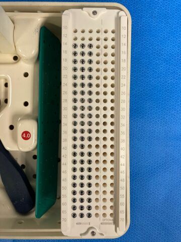 STRYKER Asnis III Cannulated Screw System 4.0mm