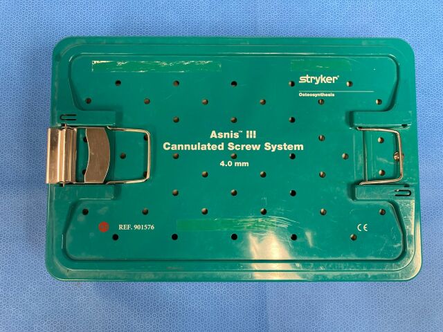 STRYKER Asnis III Cannulated Screw System 4.0mm
