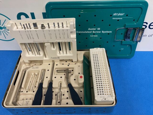 STRYKER Asnis III Cannulated Screw System 4.0mm