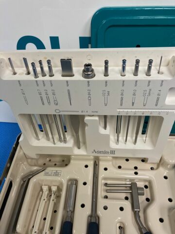 STRYKER Asnis III Cannulated Screw System 4.0mm