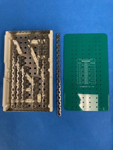 STRYKER AxSOS Locking Plate System Basic Fragment Implant & Instrument Set