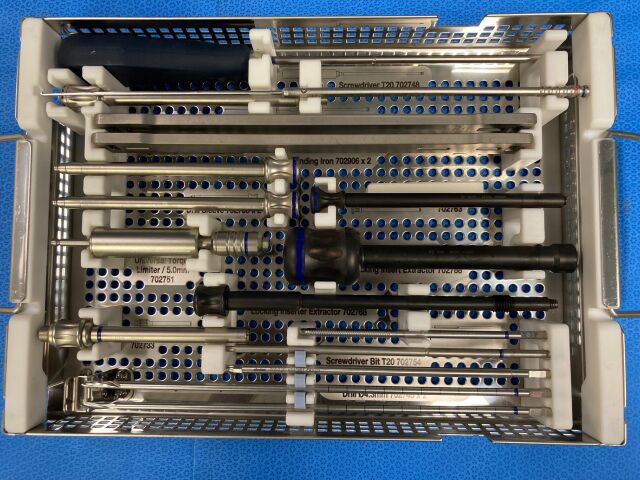 STRYKER AxSOS Locking Plate System Basic Fragment Implant & Instrument Set
