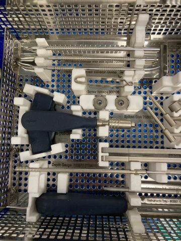 STRYKER AxSOS Locking Plate System Basic Fragment Implant & Instrument Set