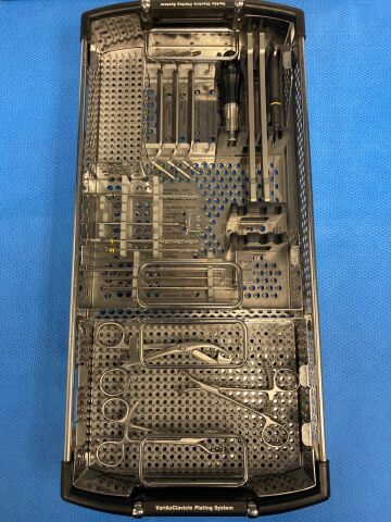 STRYKER Variax Clavicle Plating Instrument System