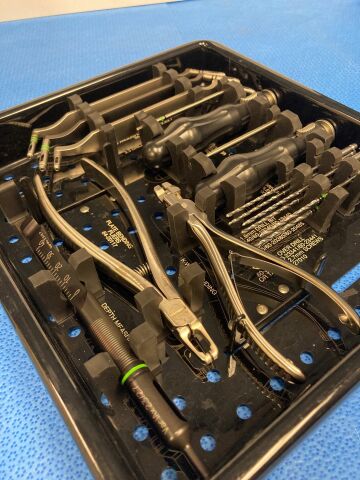 STRYKER Variax Distal Radius Instrument Set