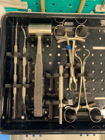 STRYKER Variax Distal Radius Instrument Set