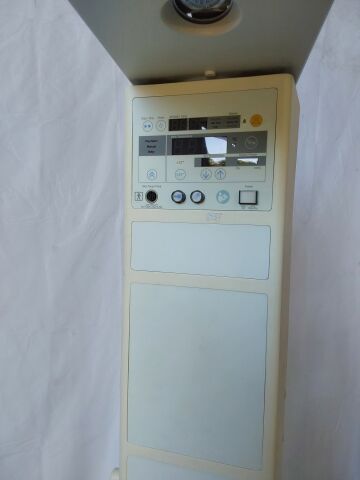 DRAGER WBR82-1 AIR-SHIELDS RESUSCITAIRE  Infant Incubator