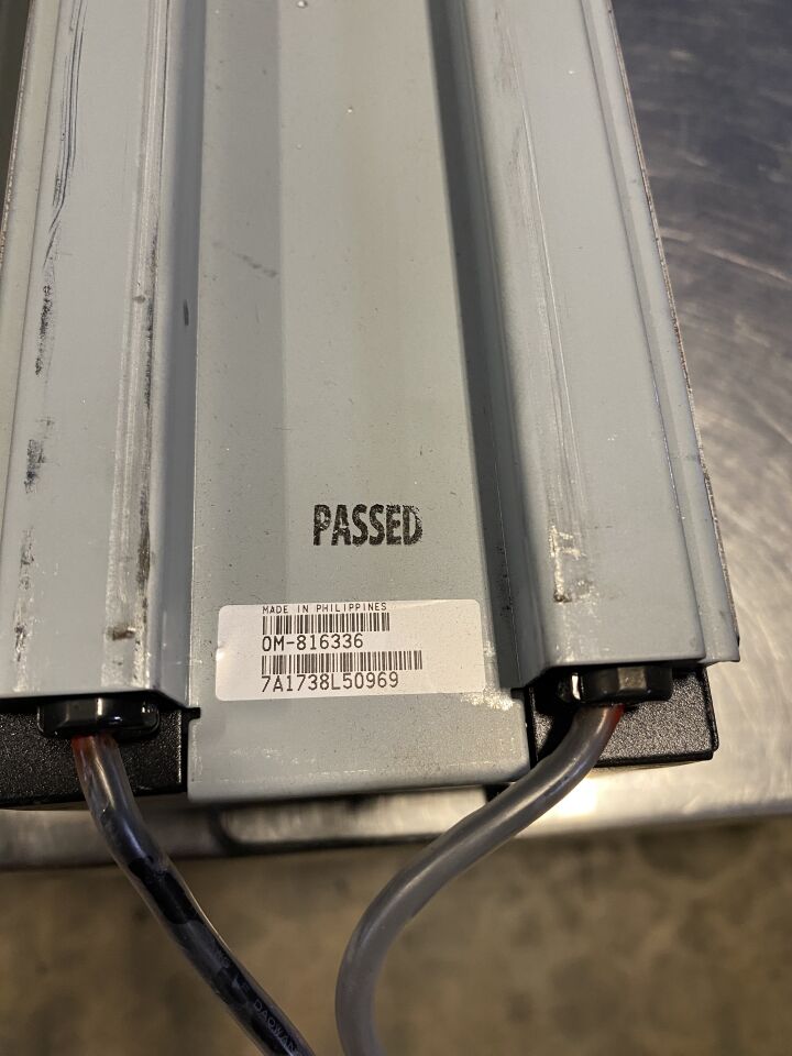 APC APCRBC140 Replacement Battery Cartridge - Lot of 2