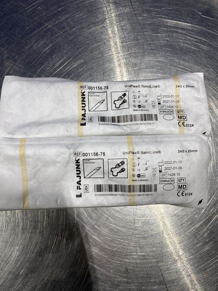 VARIOUS Needles and Tubing