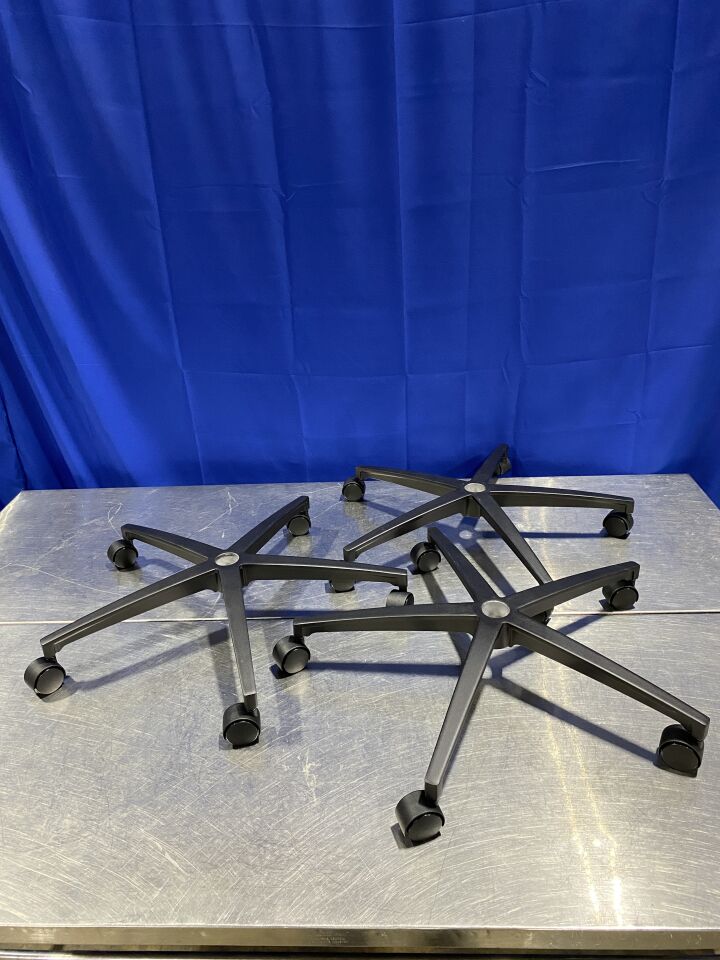 Rolling Base - Lot of 3 Monitor Stand