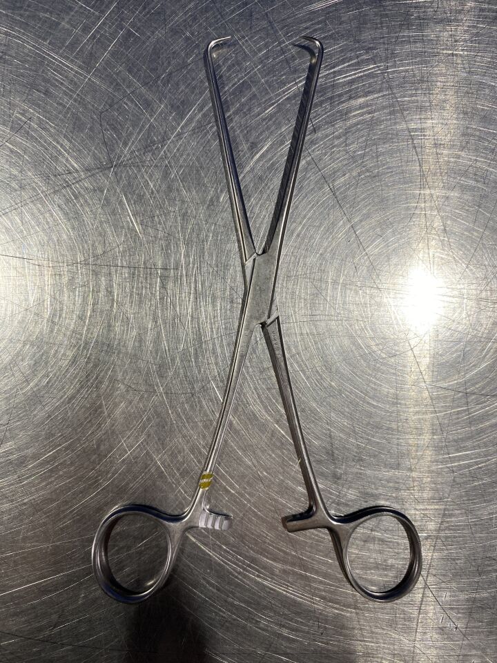 V. MUELLER Various Hand Instruments