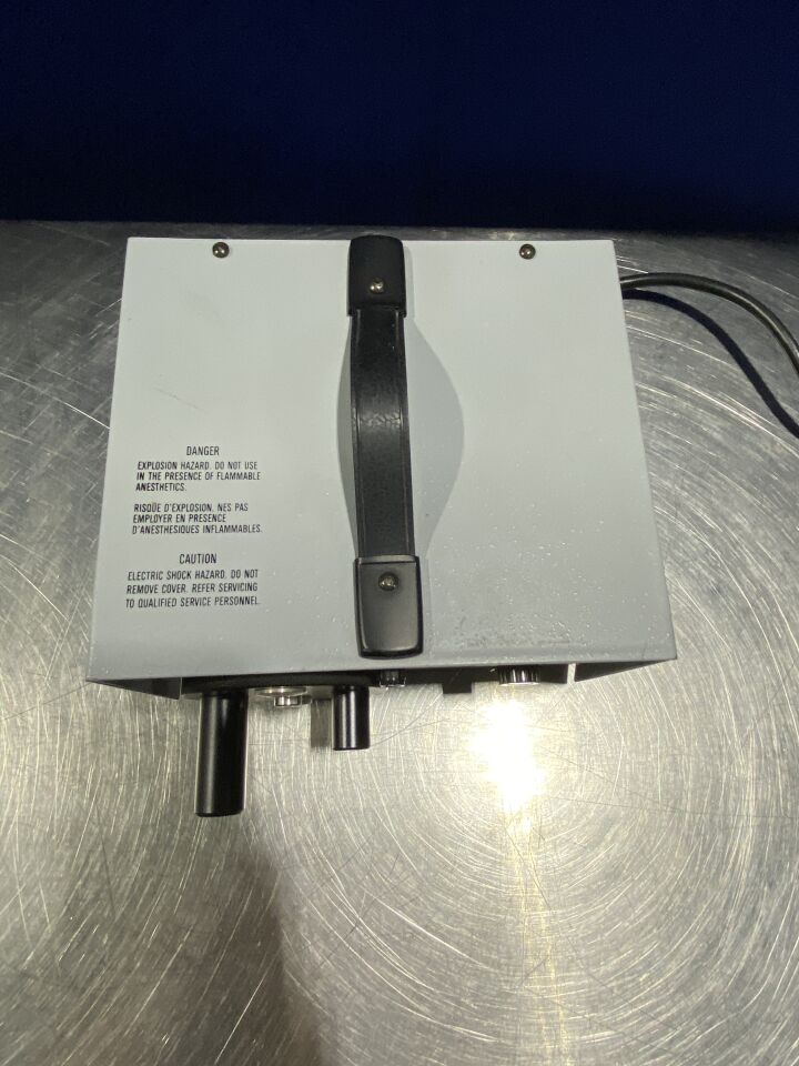 DMI LumiSource PD2554-1 Light Source