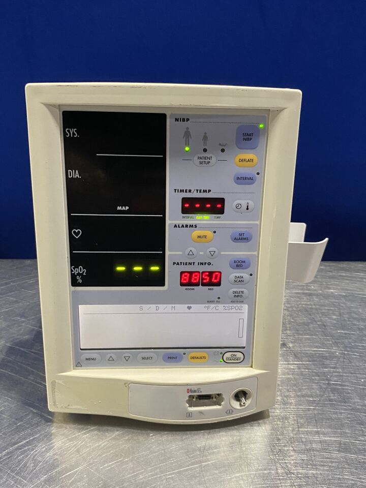 DATASCOPE Accutorr Plus 0998-00-044-94A Monitor
