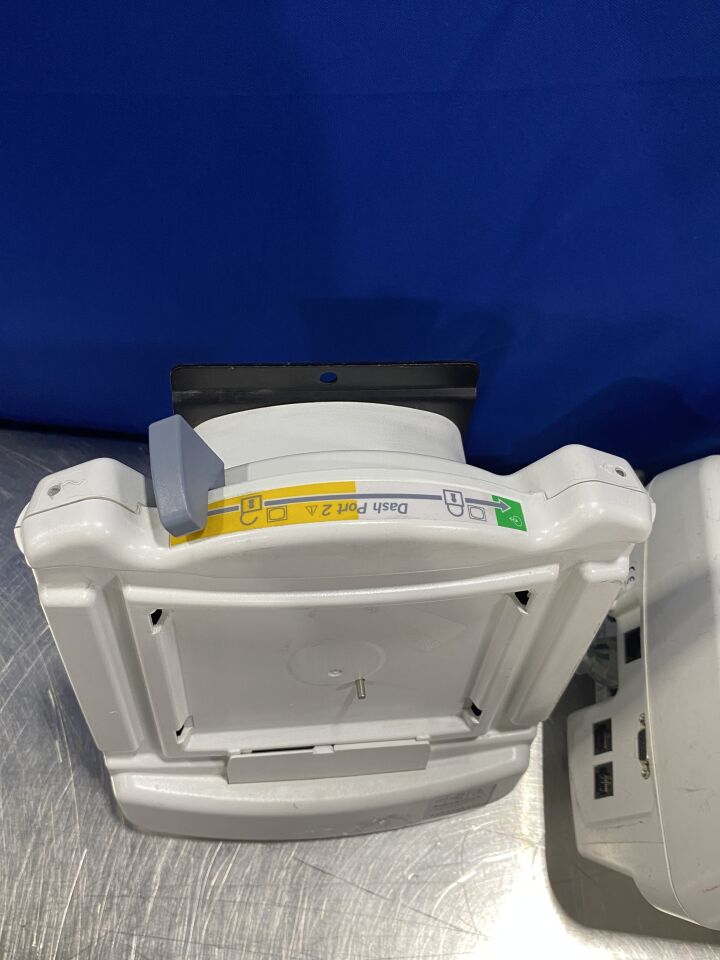 GE Dash Port 2 - Lot of 2 Monitor