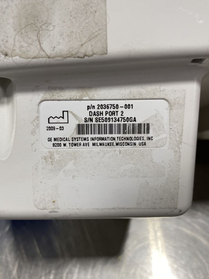 GE Dash Port 2 - Lot of 2 Monitor