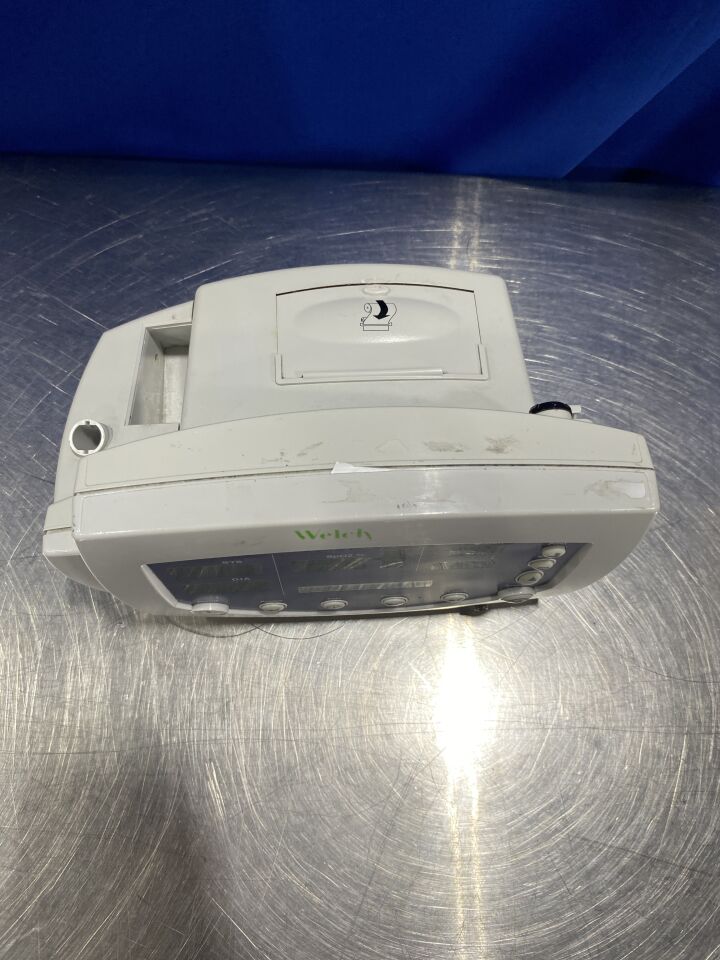 WELCH ALLYN Vital Signs Monitor