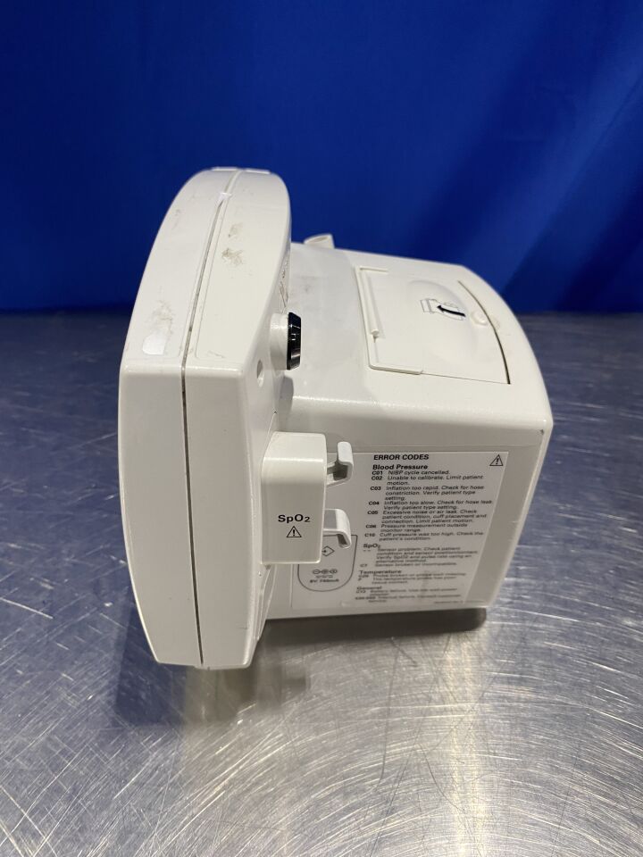 WELCH ALLYN Vital Signs Monitor