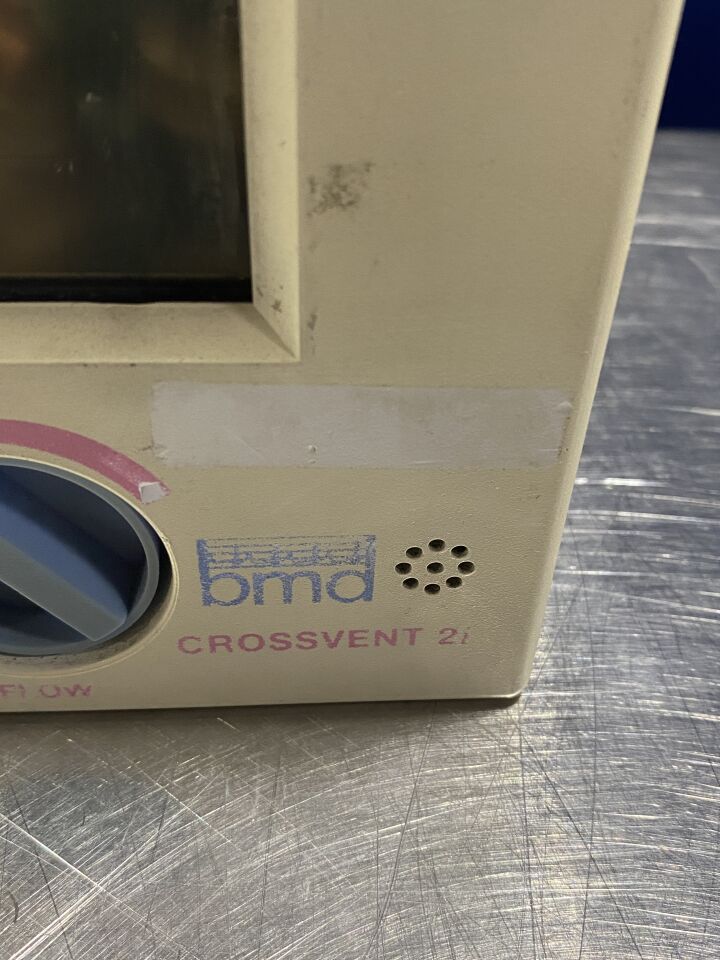 BIO MED DEVICES Crossvent 2i+ Ventilator