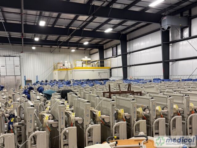 HILL-ROM Lot of 55 VersaCare beds Hospital Bed