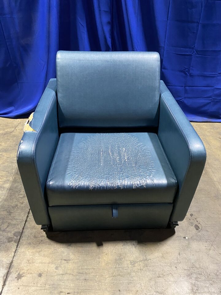 STRYKER 3500 Recliner Bed