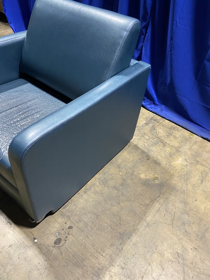 STRYKER 3500 Recliner Bed