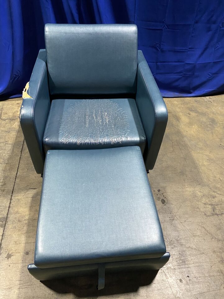 STRYKER 3500 Recliner Bed