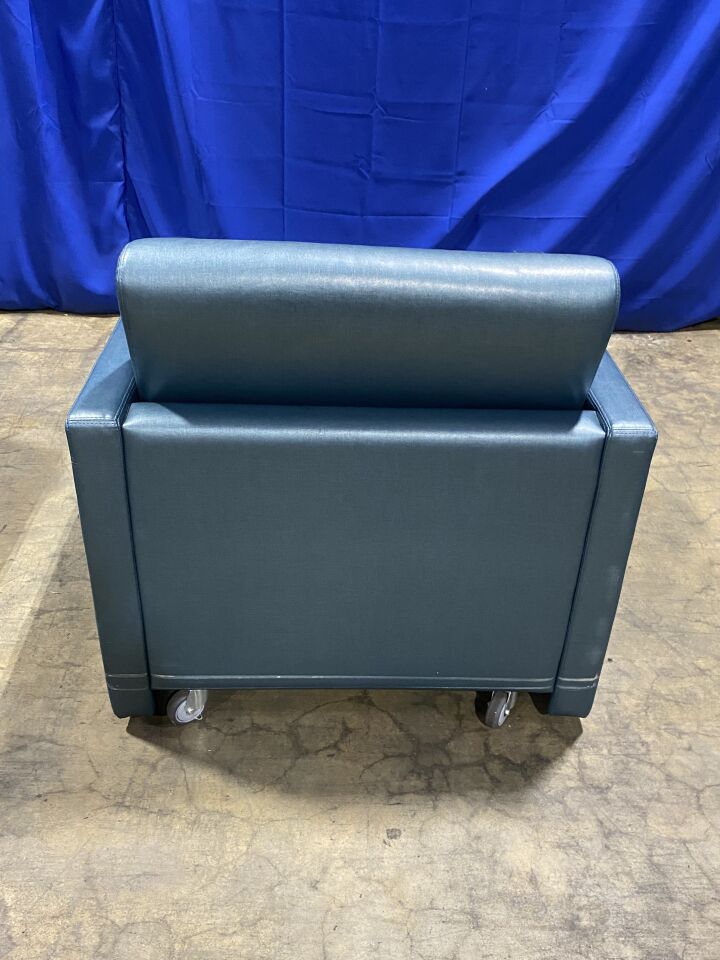 GLOBAL UPHOLSTERY COMPANY / STRYKER 3500 Recliner Bed