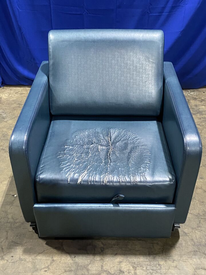 STRYKER 3500 Recliner Bed