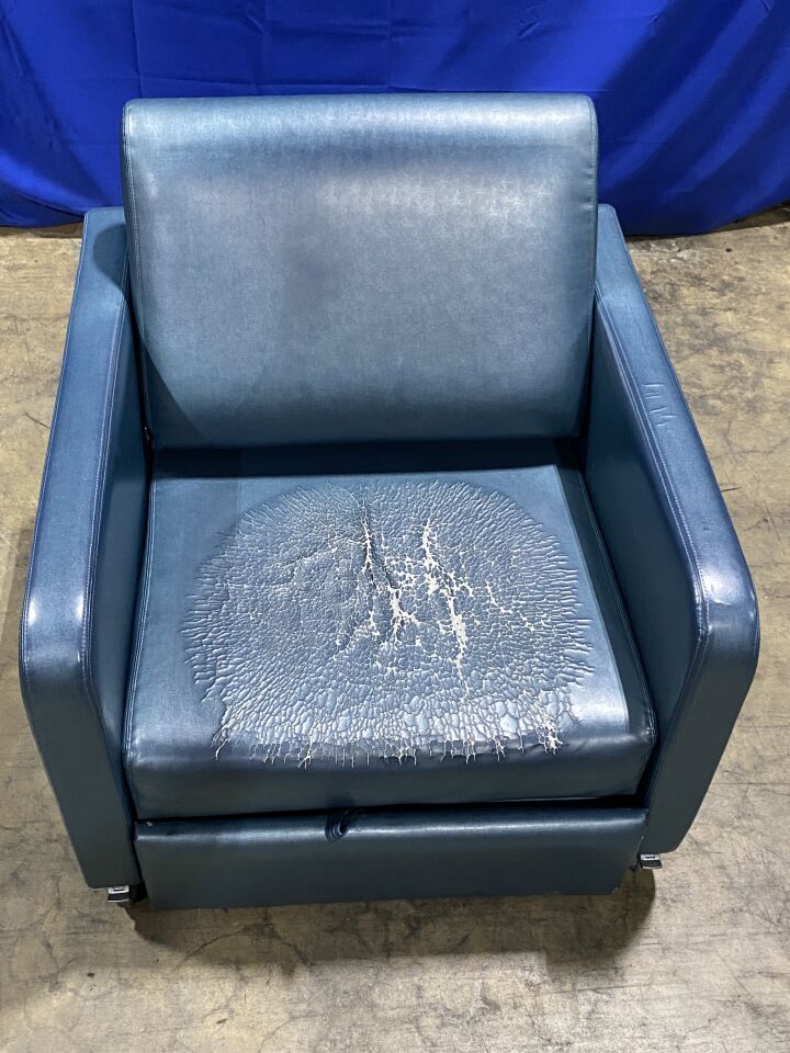 STRYKER 3500 Recliner Bed