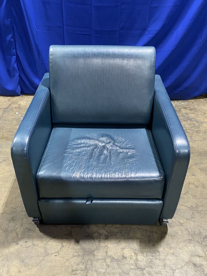 STRYKER 3500 Recliner Bed